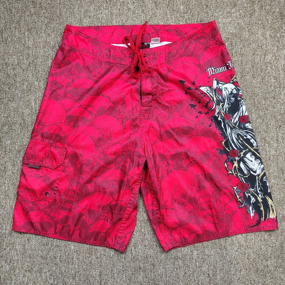 MIAMI INK Board Shorts Men 36 Red Cargo Swim Trunks Skulls Grim Reaper Graphic